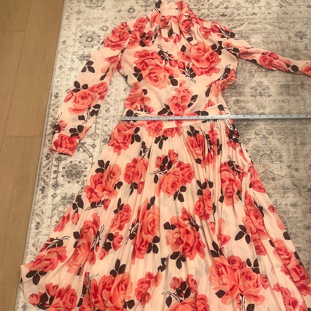 Kate Spade Red and White Floral Midi Skirt - Picture 7 of 7
